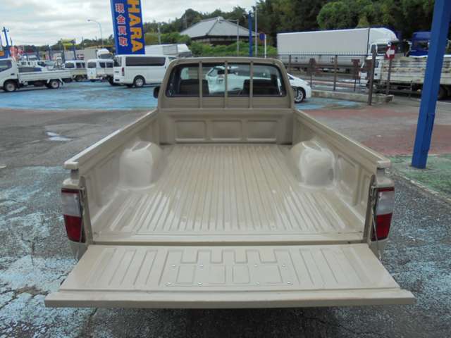 Toyota Hilux 10
