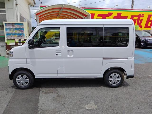 Daihatsu Atrai 12
