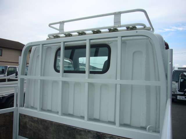 Mitsubishi Fuso Canter 11