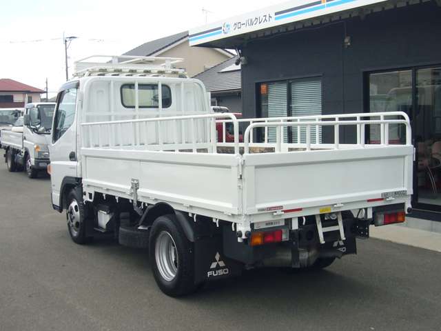 Mitsubishi Fuso Canter 8