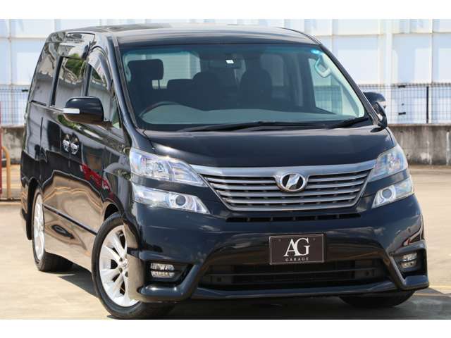 Toyota Vellfire 2