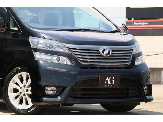 Toyota Vellfire 3