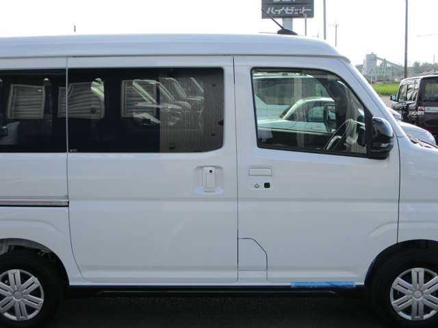 Daihatsu Atrai 4