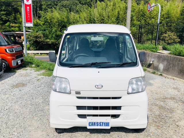 Daihatsu Hijet Cargo 8
