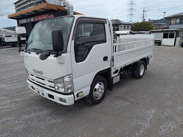 Isuzu Elf 2