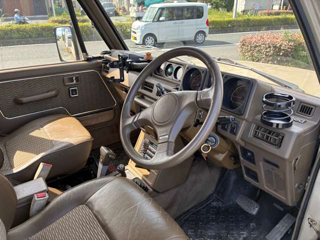 Mitsubishi Pajero 11