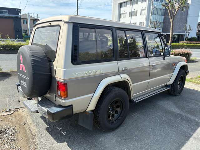 Mitsubishi Pajero 7