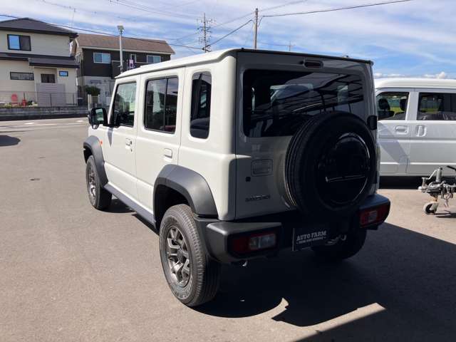 Suzuki Jimny Nomade 3