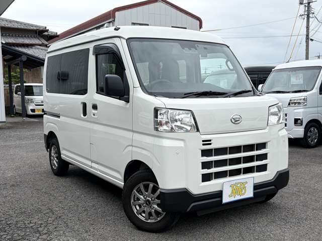 Daihatsu Hijet Cargo 8