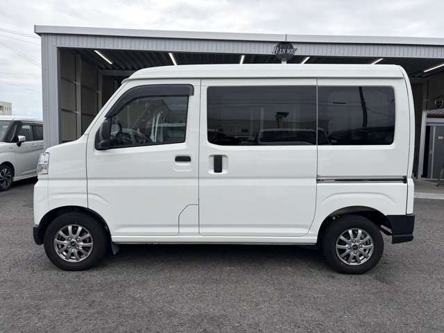 Daihatsu Hijet Cargo 9