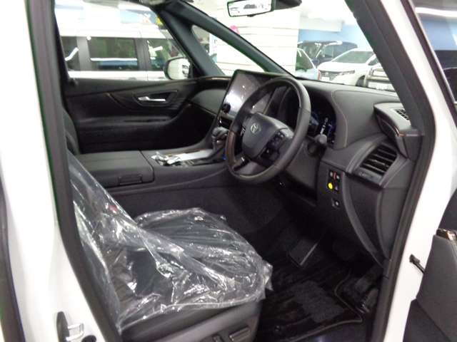 Toyota Alphard 4