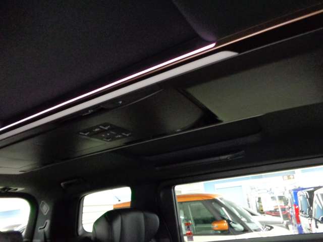 Toyota Alphard 6