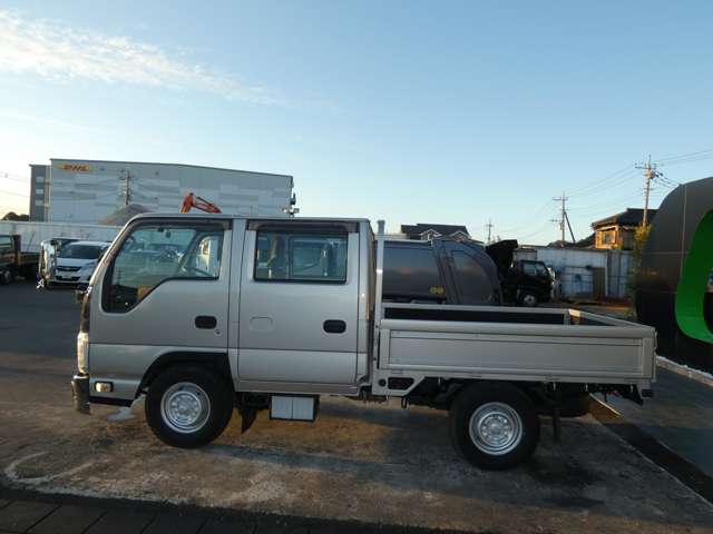 Isuzu Elf 10