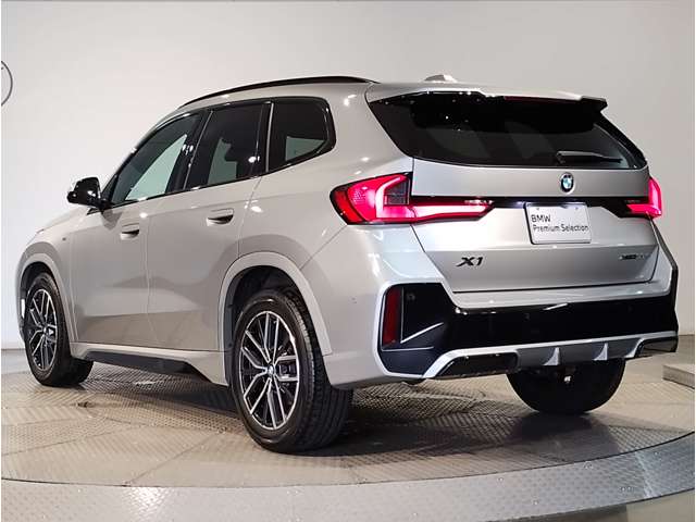 BMW X1 6