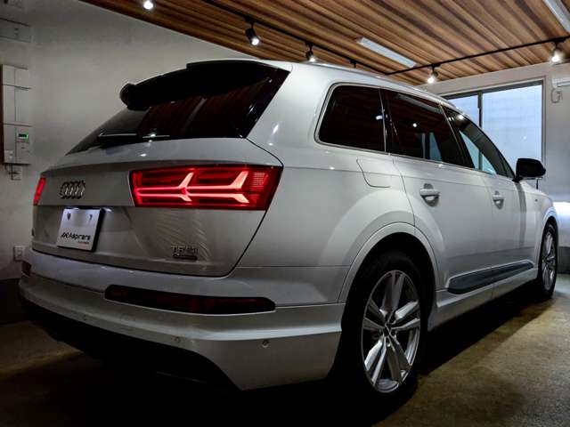 Audi Q7 12