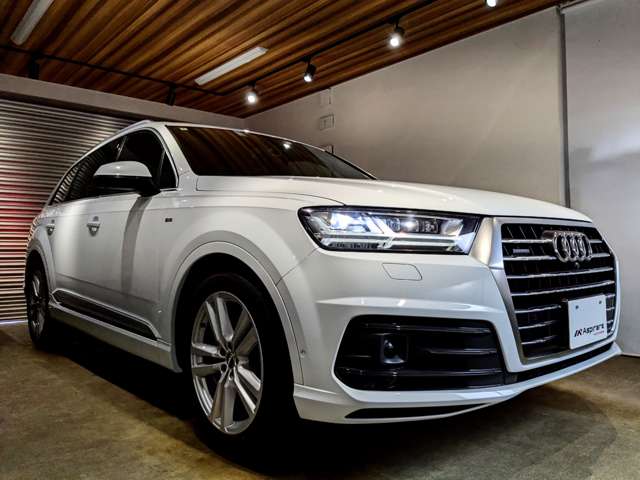 Audi Q7 9
