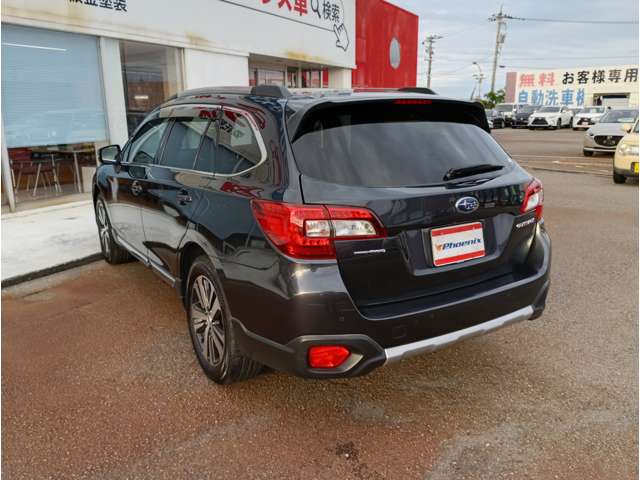 Subaru Legacy Outback 10