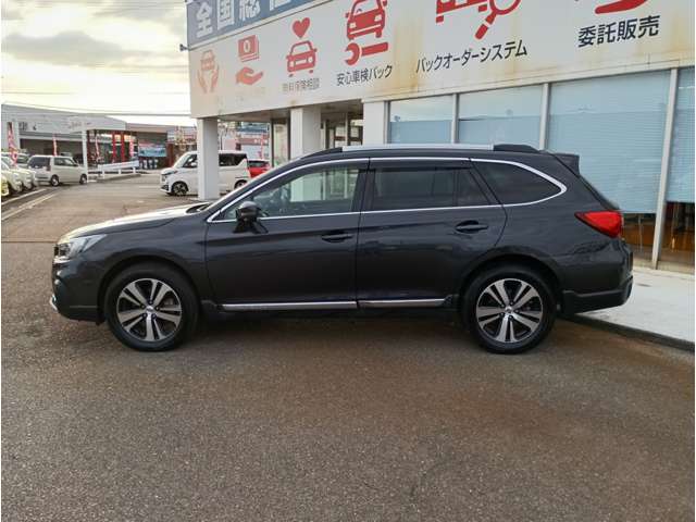 Subaru Legacy Outback 11