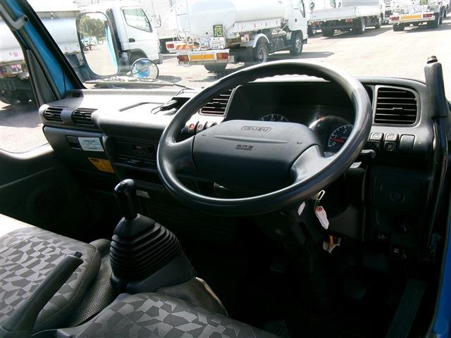 Isuzu Elf 5
