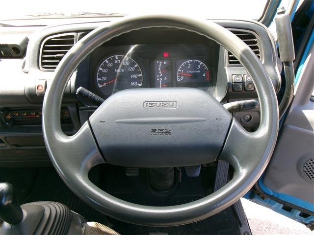 Isuzu Elf 6