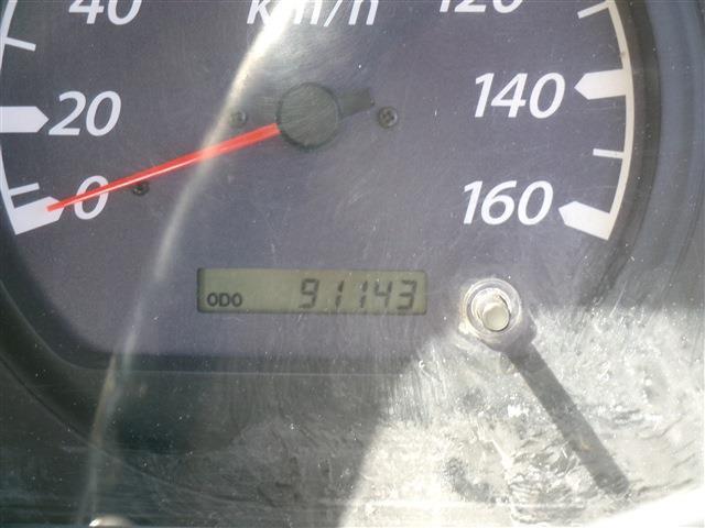 Isuzu Elf 8