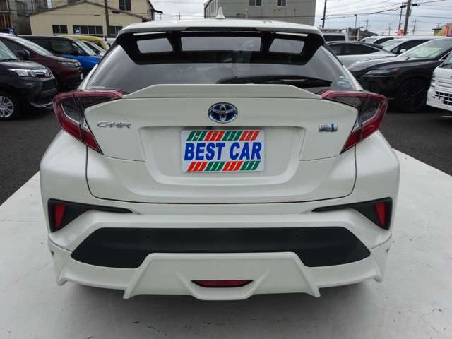 Toyota C-HR 6