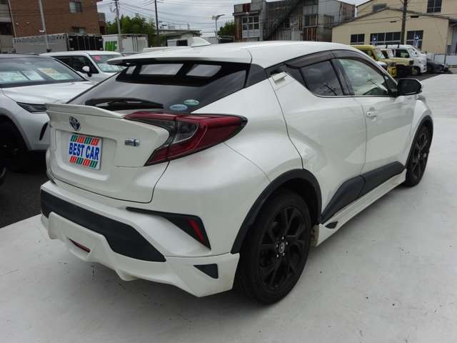 Toyota C-HR 7