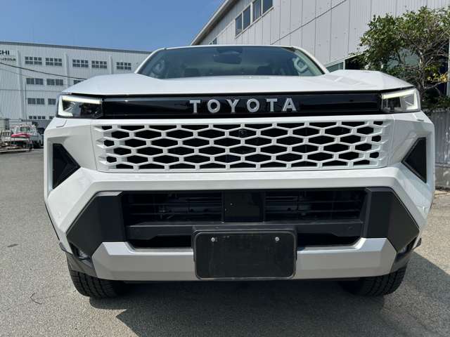 Toyota Hilux 4