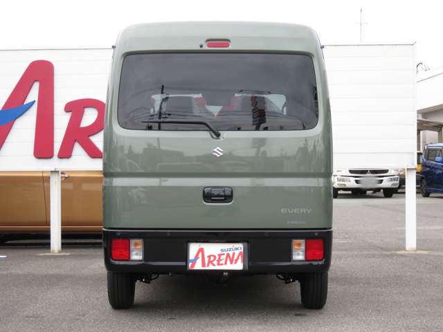 Suzuki Every 9