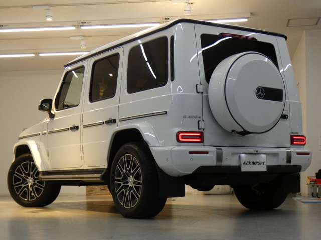Mercedes-Benz G-Class 2