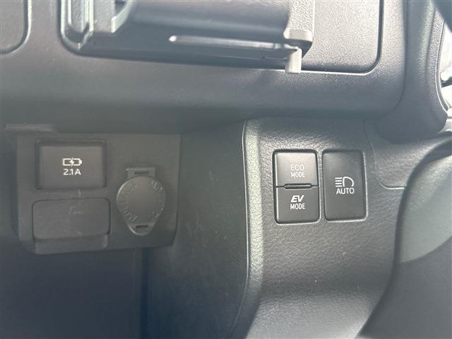 Toyota Probox Van 10