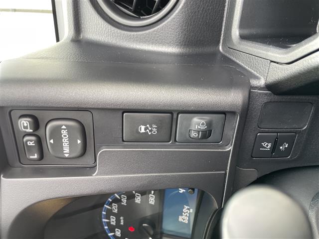 Toyota Probox Van 8