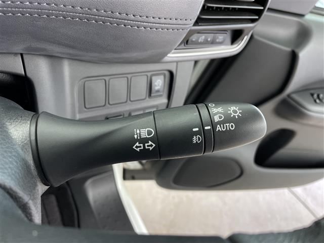 Nissan Serena 13