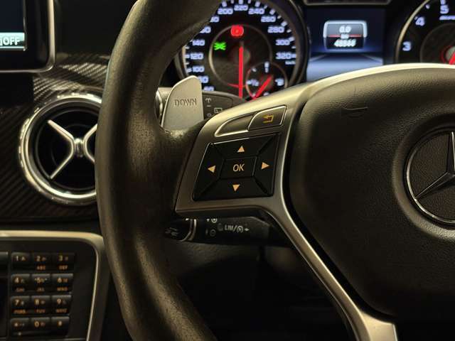 Mercedes-Benz GLA-Class 7