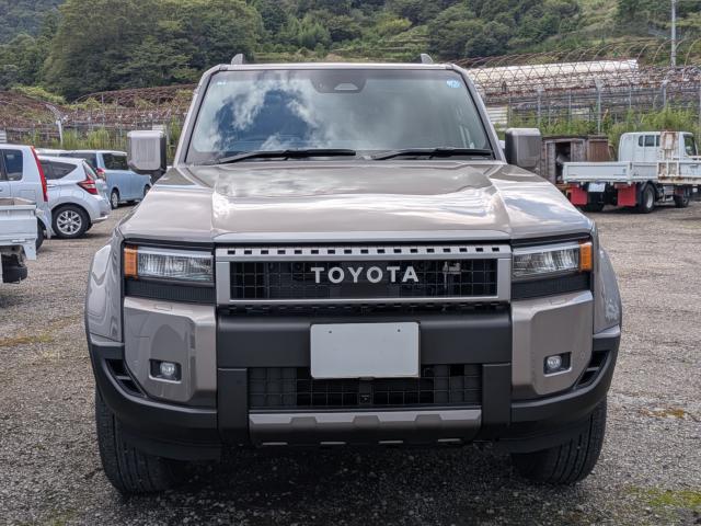 Toyota Land Cruiser 250 2