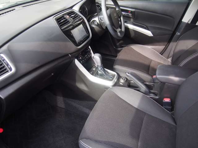 Suzuki SX4 S-CROSS 11