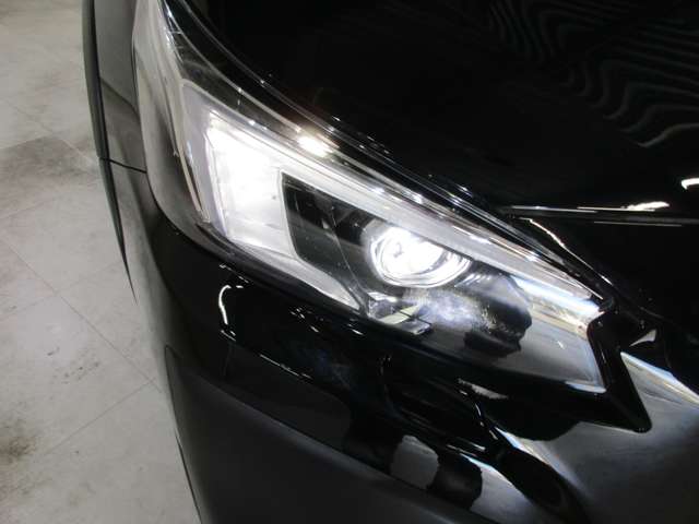 Subaru Legacy Outback 4