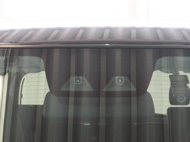 Daihatsu Rocky 12