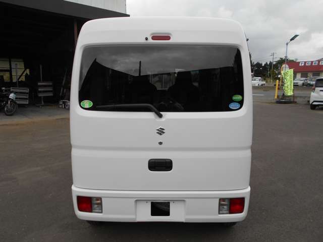 Suzuki Every 8
