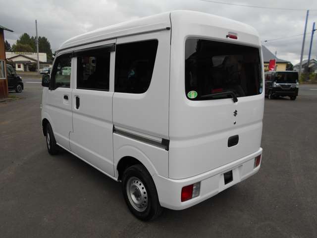 Suzuki Every 9