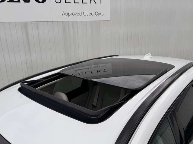 Volvo XC60 4