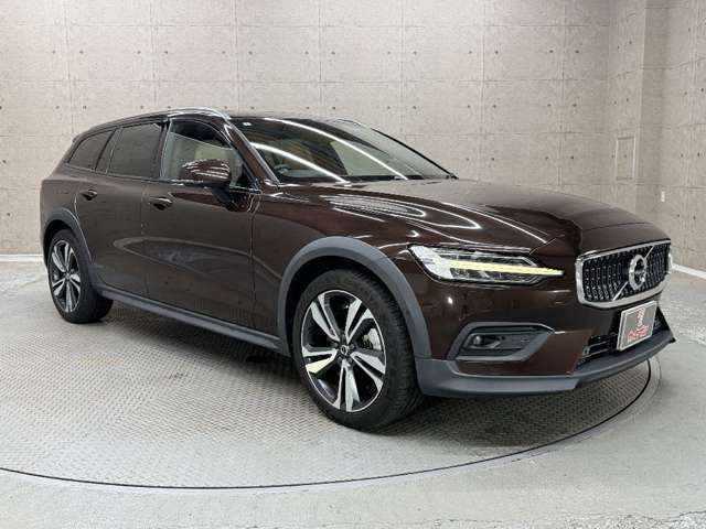 Volvo V60 Cross Country 11