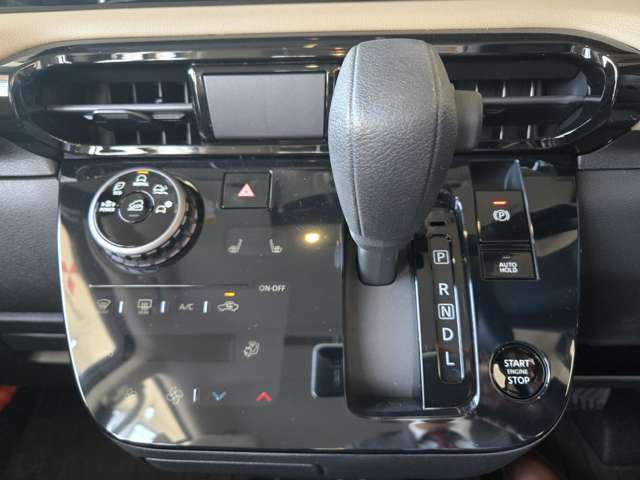 Mitsubishi Delica Mini 11