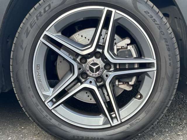 Mercedes-Benz GLB 9