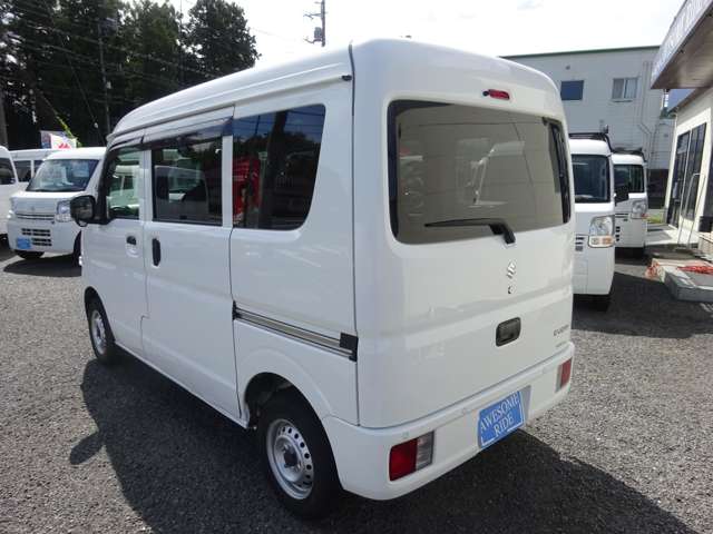 Suzuki Every 9