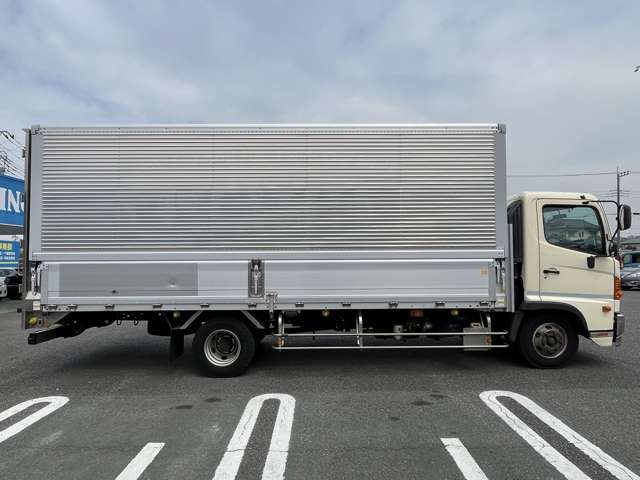 Hino Ranger 4
