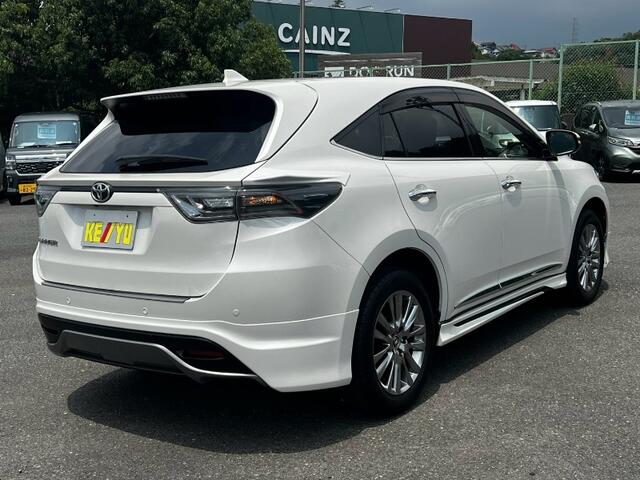 Toyota Harrier 5