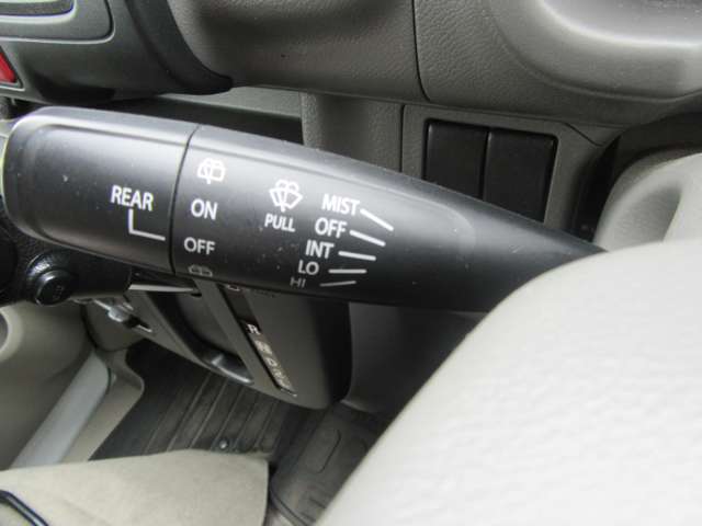 Nissan NV100 Clipper 11