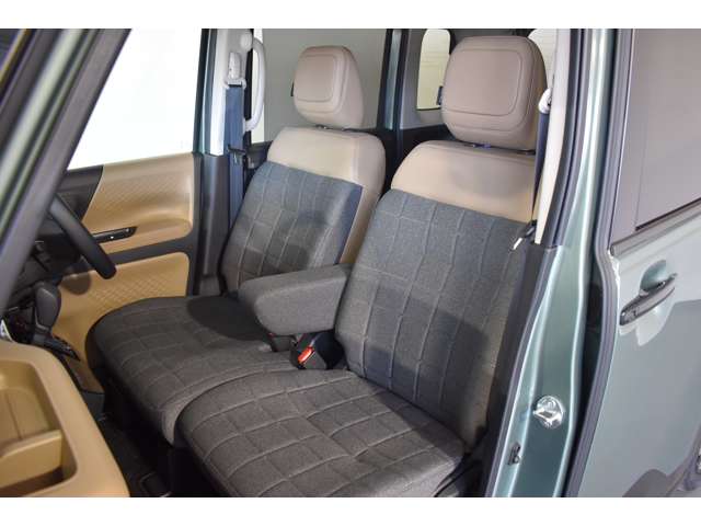 Mitsubishi Delica Mini 6