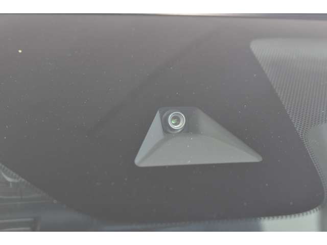 Mitsubishi eK X 7